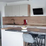Sea View Close To Beaches Appartement *