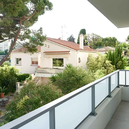 Sea View Close To Beaches Appartement *